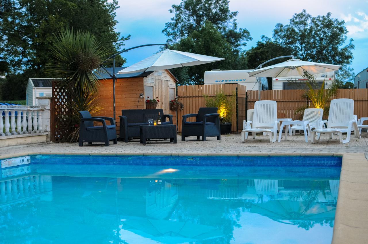 Camping Le Picard Tournieres Екстер'єр фото